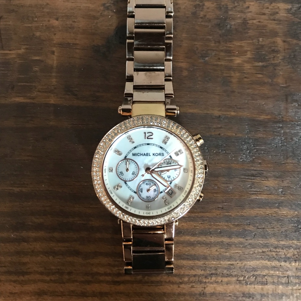 Michael Kors rose gold watch